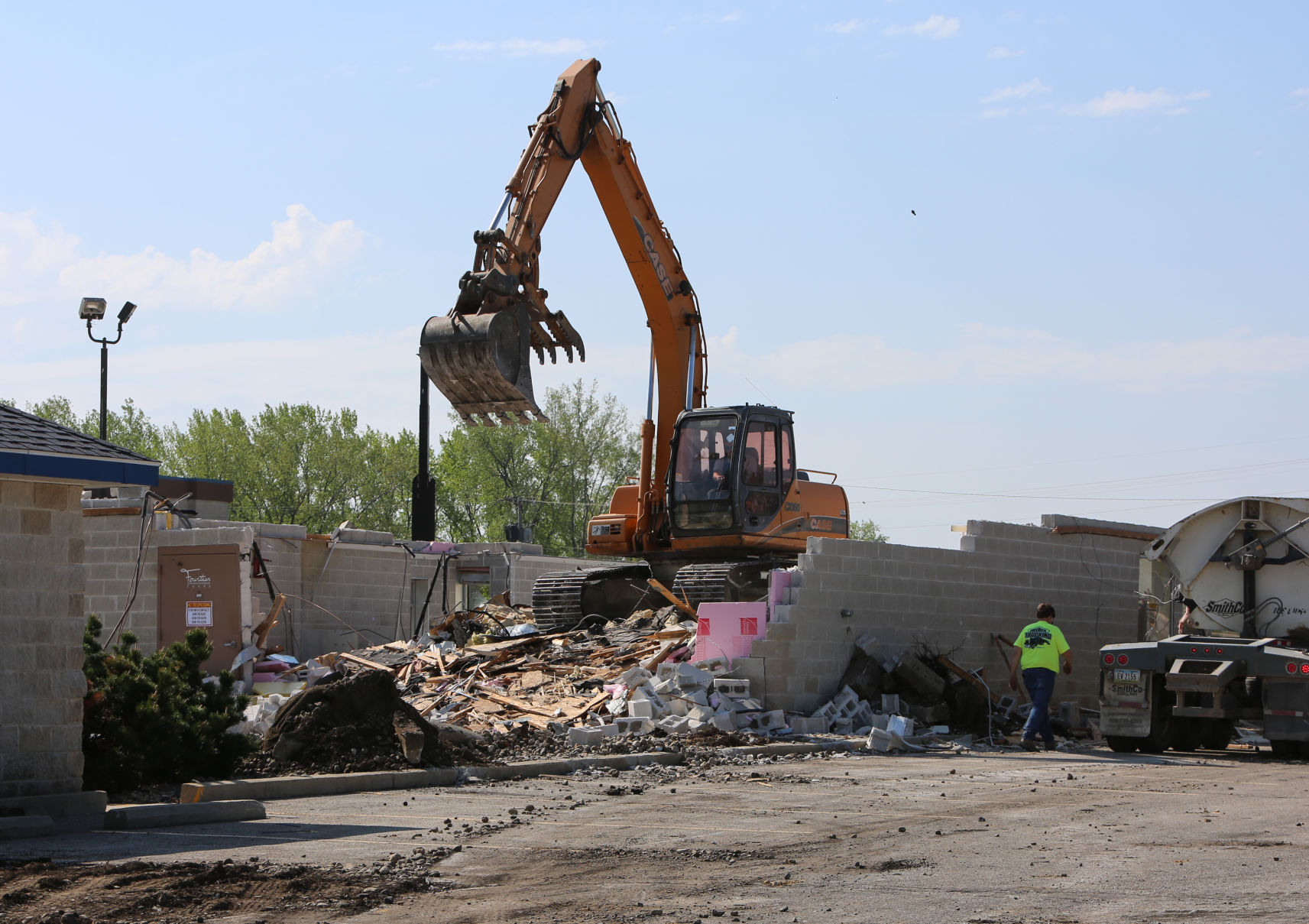 Dairy Queen demolition in Clear Lake